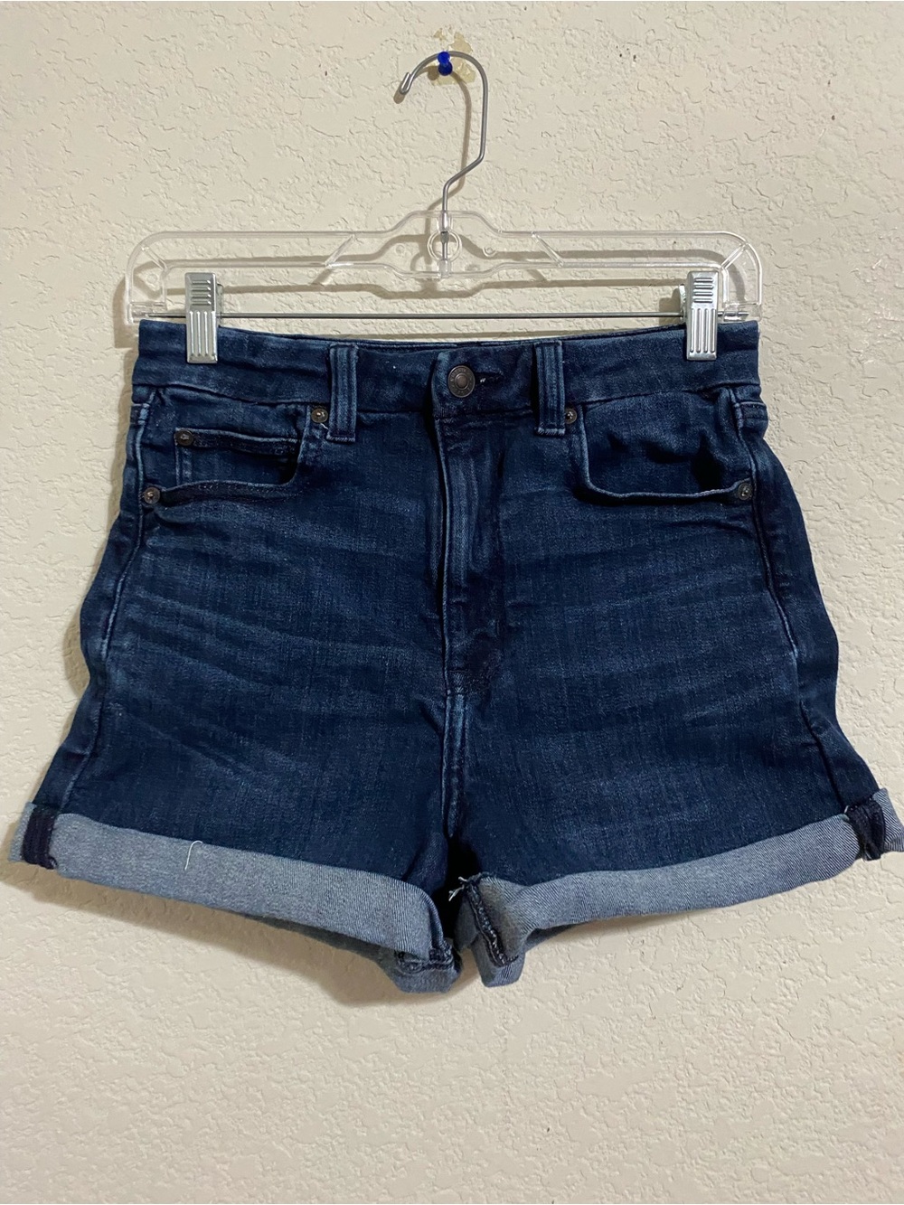 American Eagle Curvy High Rise Shorts size 6 Dark Wash Jean Shorts